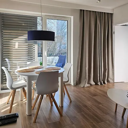 Visit Baltic - Przy Parku Chopina Matejki 17 슈비노우이스쳬