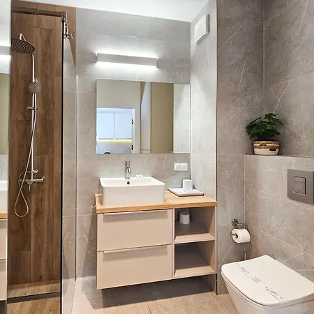 Visit Baltic - Przy Parku Chopina Matejki 17 아파트