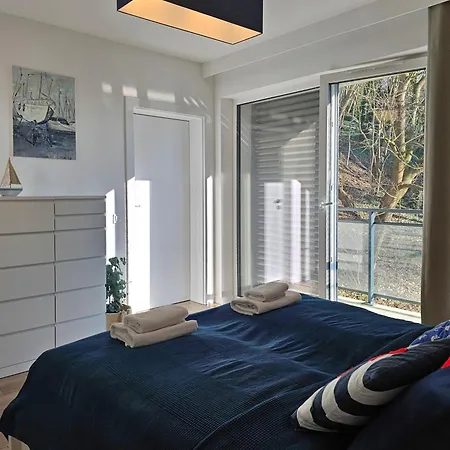 아파트 Visit Baltic - Przy Parku Chopina Matejki 17 슈비노우이스쳬